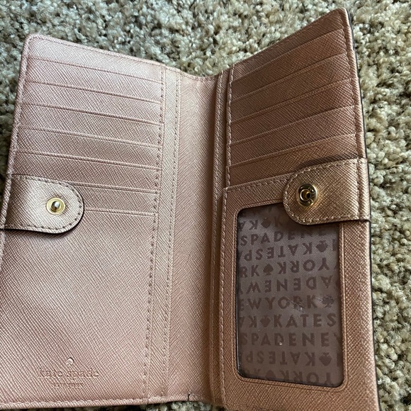Kate Spade Wallet - Picture 3 of 4